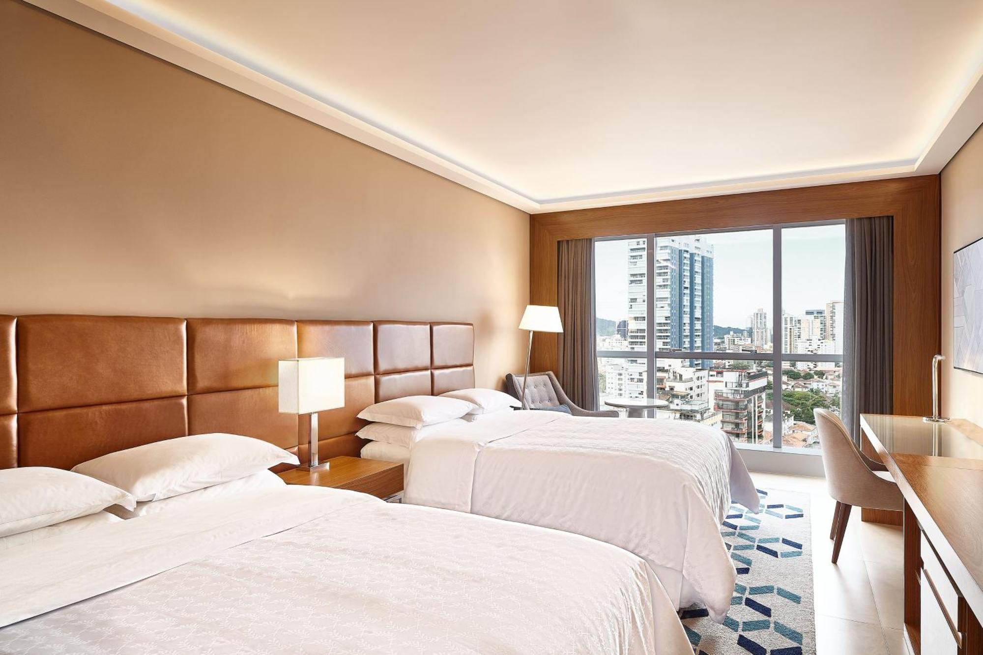 Sheraton Santos Hotel Екстер'єр фото A guest room at the hotel