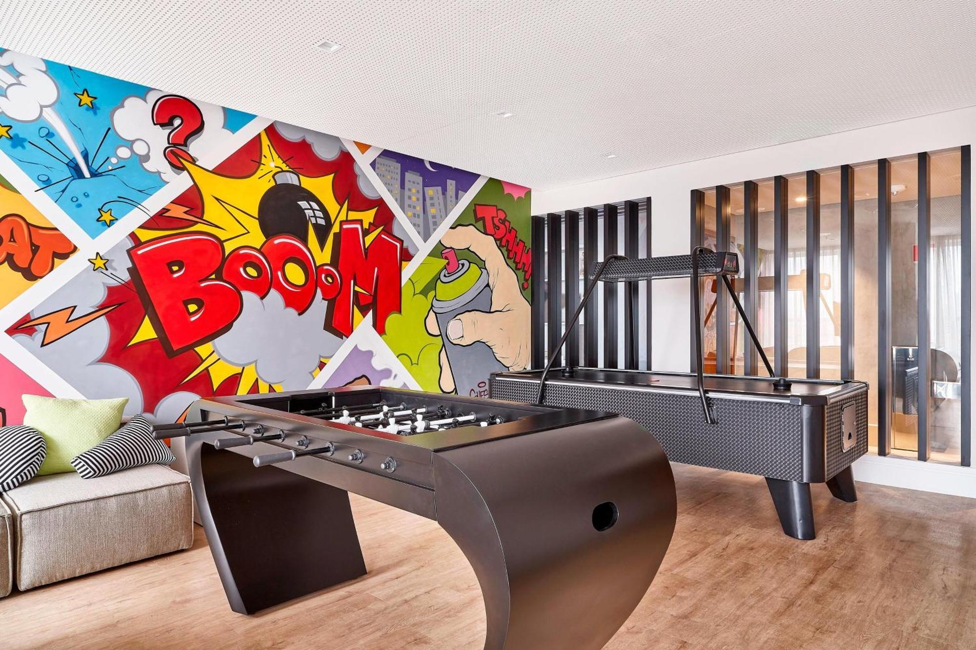 Sheraton Santos Hotel Екстер'єр фото The games room